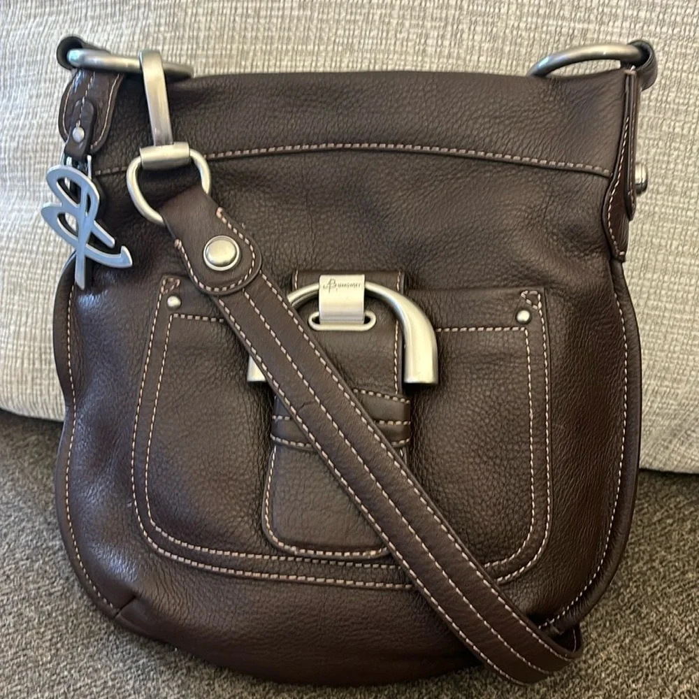 B. Makowsky Brown Leather Crossbody/Shoulder Bag‎